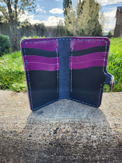 Idun vertical snap wallet